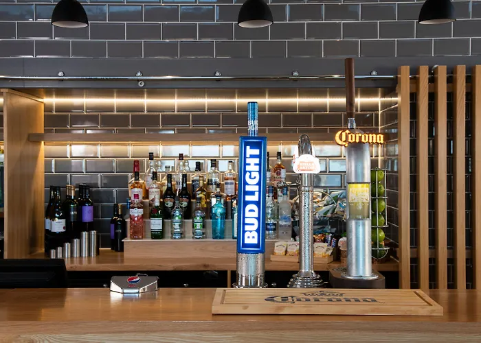 Holiday Inn Express Edinburgh City West By IhgAlbergo